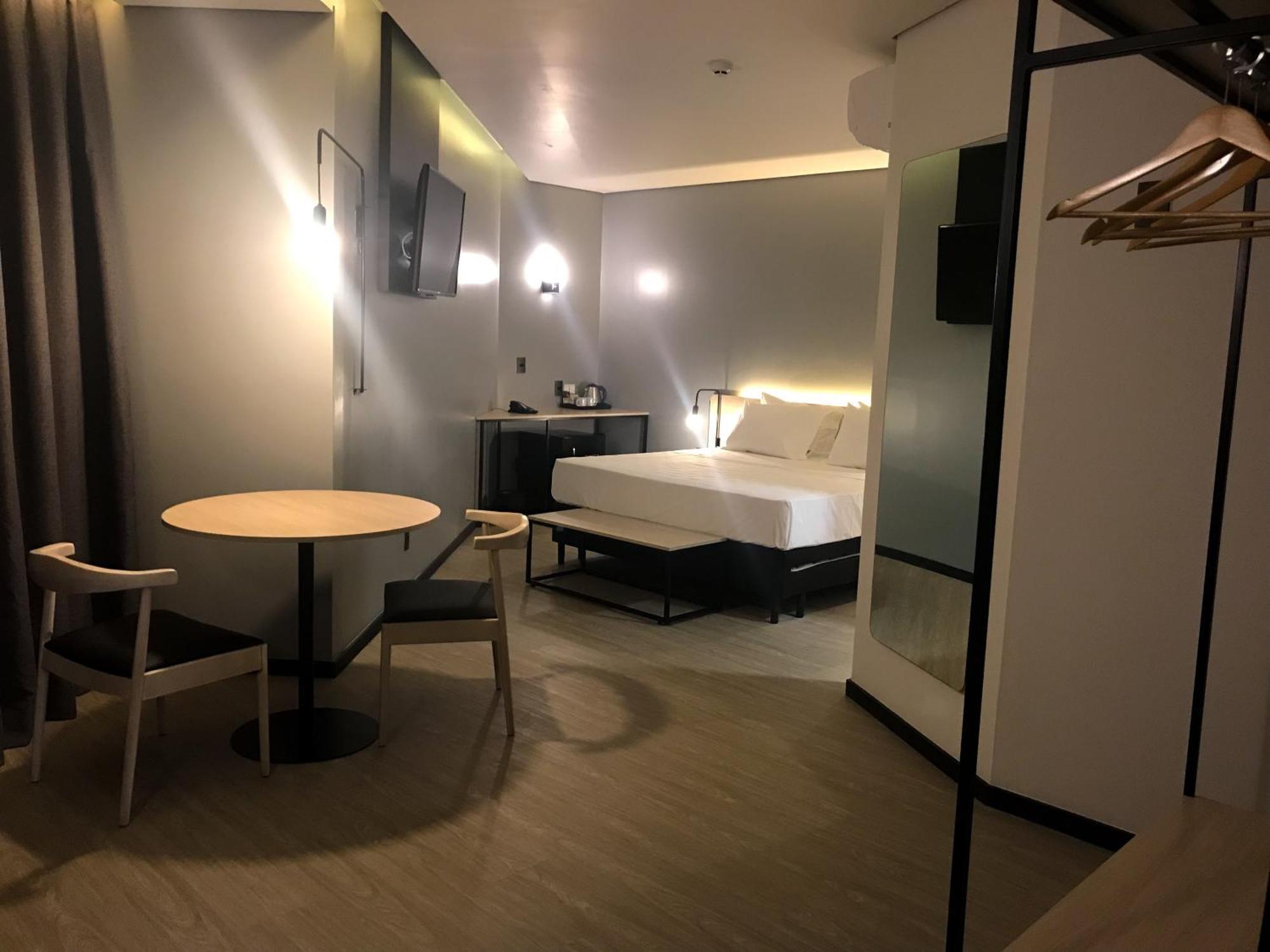 Naalt Hotel Жоїнвіль Екстер'єр фото